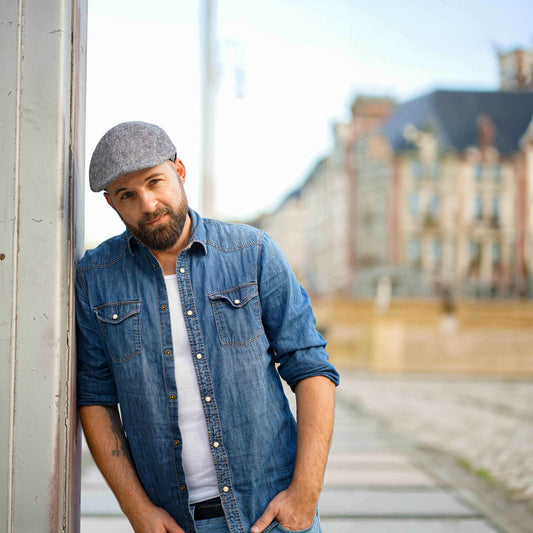 Herbstlicher Charme – WEROR Flatcap Shooting auf dem Theaterplatz Chemnitz